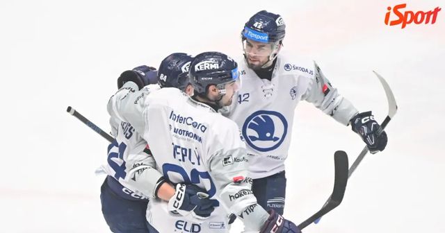 ONLINE: Třinec hraje s Budějovicemi. Lídr čelí druhé Plzni, Kometa hostí Hradec