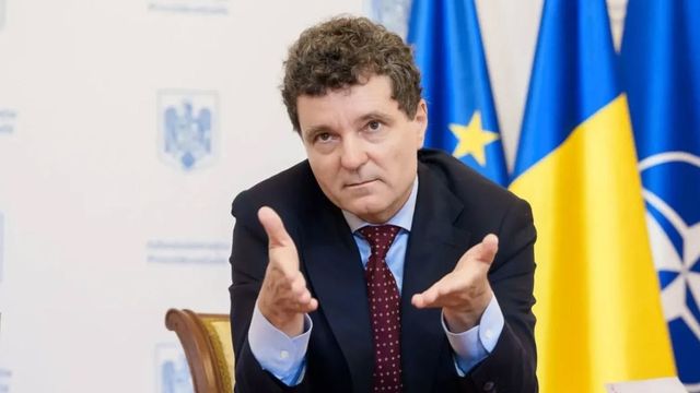 Nicușor Dan sesizează la CCR legea care introduce un nou Registru Unic Electronic de Boli Transmisibile