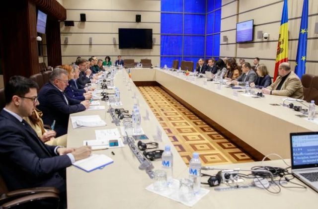 Ședință comună a comisiilor juridice din Parlamentul Republicii Moldova și din Senatul României
