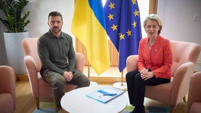 L'Ue pronta ad aprire a giugno i primi capitoli per l'adesione di Kiev