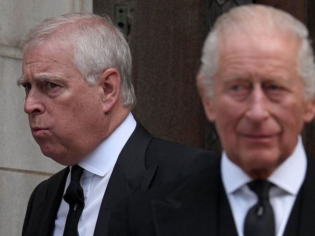 Fratele regelui Charles al III-lea, Andrew Mountbatten-Windsor, arestat în Marea Britanie