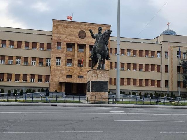Бой в парламента на Северна Македония
