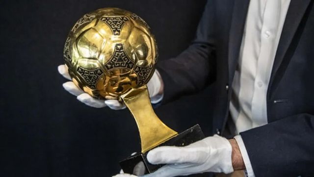 Autorizada la subasta del Balón de Oro de Maradona