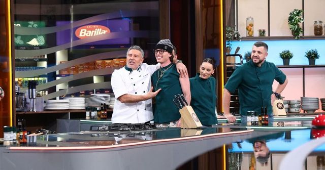 Chefi la cuțite, lider de audiență. Victorie pentru echipa verde! Chef Ștefan face un schimb de concurenți