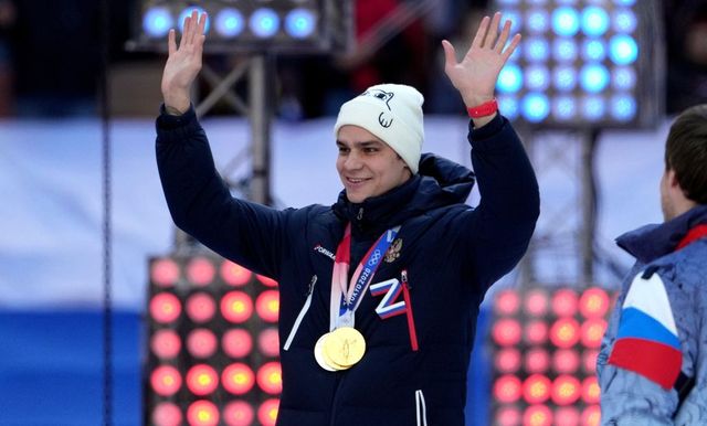 Campion olimpic la natație, suspendare drastică după ce a participat la un mitingul lui Putin