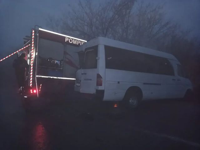 Autospecialele pompierilor nu au ajuns la incendiu în Ulmu, Ialoveni, din cauza condițiilor meteo