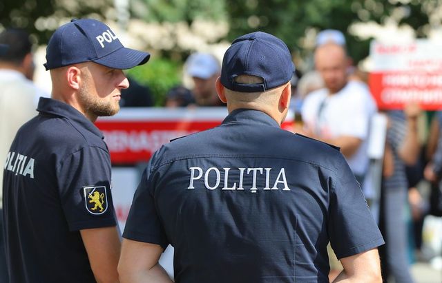 Percheziții de amploare în Republica Moldova