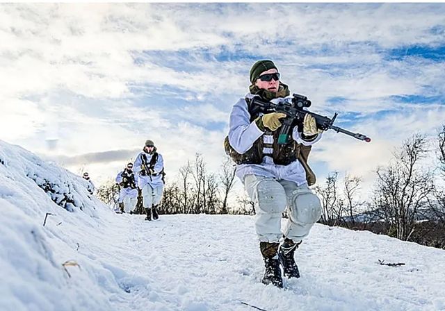 La OTAN reúne a 14 países en unas maniobras que buscan blindar el Ártico