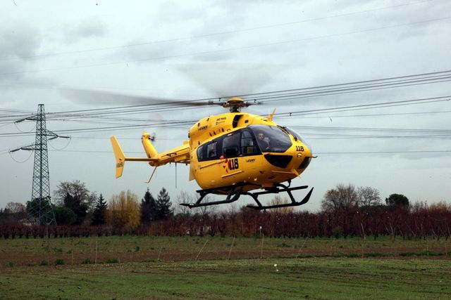 Cosenza, nocciolo di pesca le ostruisce la trachea: bimba di 6 anni muore soffocata