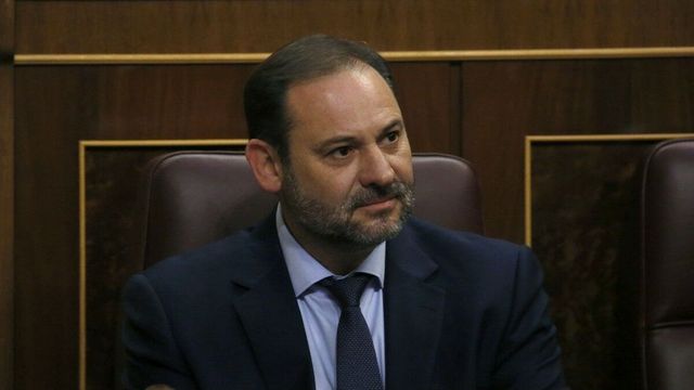L'ex braccio destro di Sanchez condannato a 24 anni per il caso mascherine
