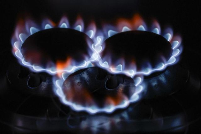 Il gas sale a 41,90 euro con le minacce di chiusura Hormuz