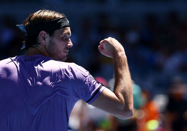 Fritz i Rybakinová se na kurtu dlouho nezdrželi a jsou ve druhém kole Australian Open