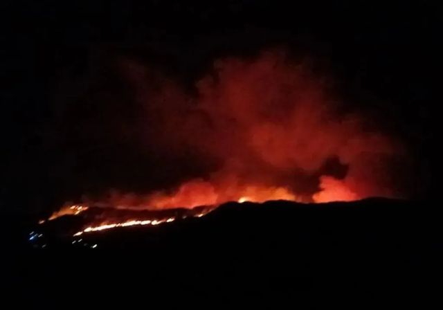 Activada la fase de emergencia nivel 1 por un incendio forestal en Almería