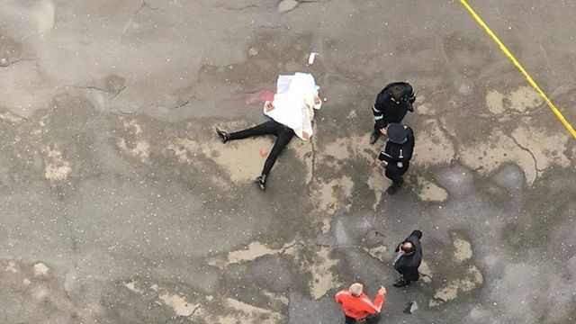 O tânără s-a aruncat în gol de la etajul 16 al unui bloc de la Ciocana