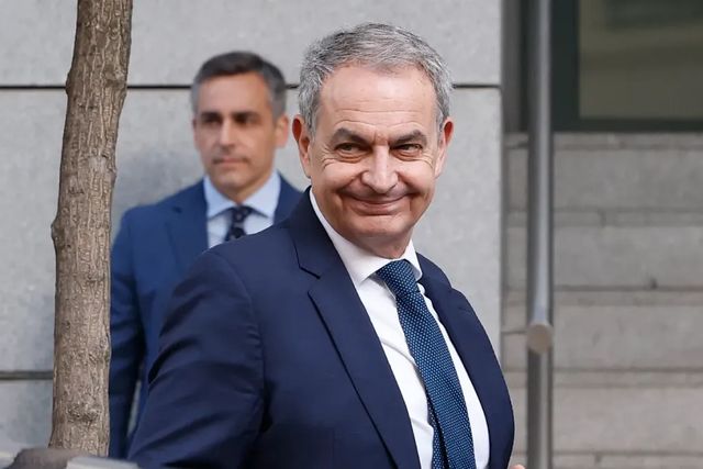 El pagador de Zapatero envía un escrito al juez donde confiesa que el ex presidente medió en el rescate de Plus Ultra