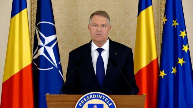 Iohannis a informat Parlamentul că a aprobat instruirea de soldați ucraineni în România