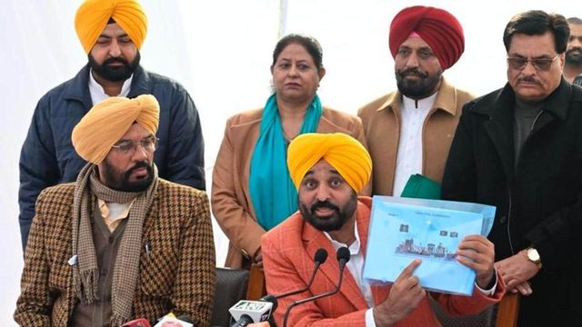 AAP Accuses BJP Govt of Excluding Delhi, Punjab Tableau From Republic Day Parade