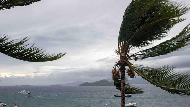 Arcipelago Mayotte colpito da ciclone Chido: quartieri di baracche rase al suolo, si temono migliaia di morti