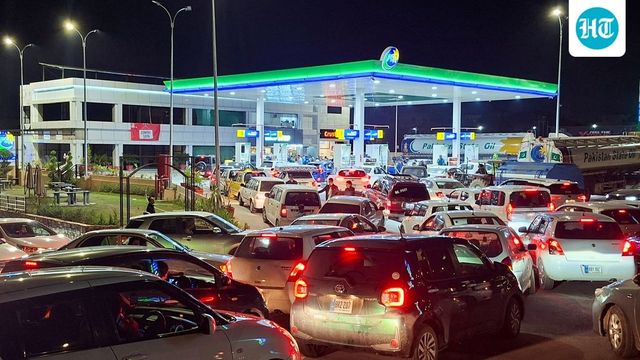 Supreme Court extends third-party insurance cover of new vehicles by a year