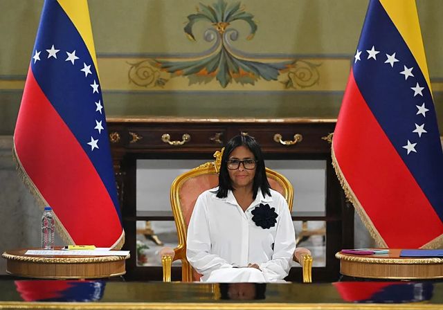 La Administración Trump ordena a la Fiscalía que pare las investigaciones contra Delcy Rodríguez