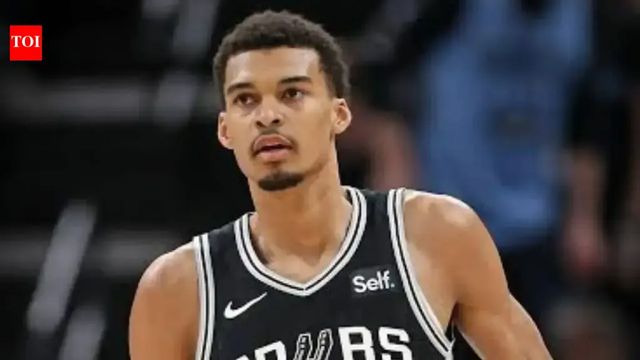 Selfie-seeking fan banned for life by NBA after crashing Finals game