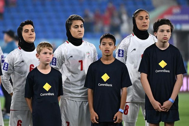 Australia acordă azil unor fotbaliste iraniene care au refuzat să cânte imnul național