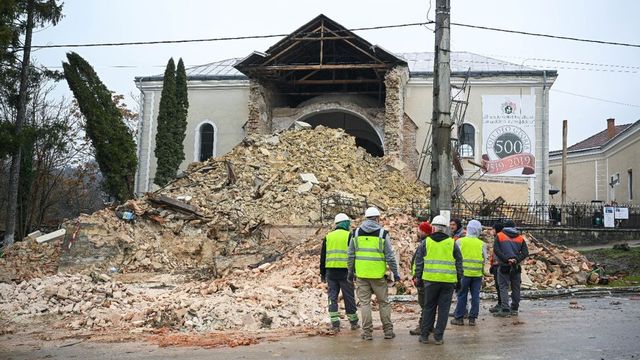 Kiderült mi okozta a szilágycsehi református templom tornyának összeomlását – képek