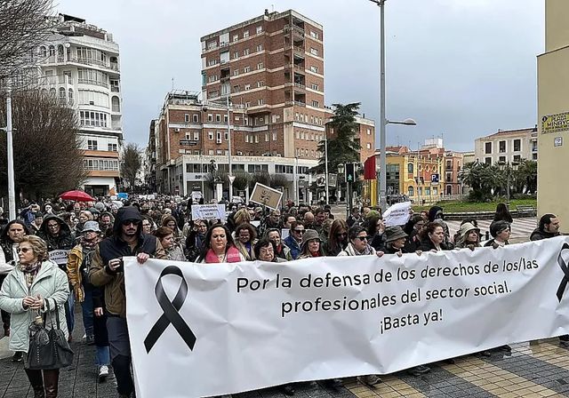 La juez de menores reprocha a la Junta de Extremadura su papel en el asesinato de la cuidadora: «Los medios eran insuficientes»