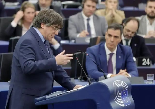 Junts anuncia una reunión «como es debido» entre Sánchez y Puigdemont