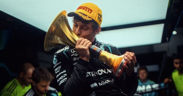 Kimi Antonelli triumfă la Suzuka și devine noul lider al clasamentului Formula 1