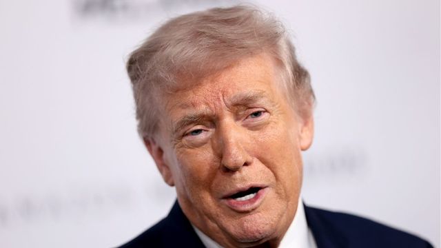 Тръмп: Индия се съгласи да спре да купува руски петрол