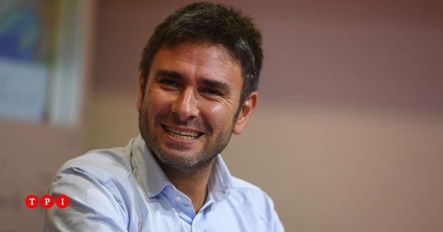 Le ultime notizie su Alessandro Di Battista a Cuba: rientro a Roma con volo privato e assistenza specialistica