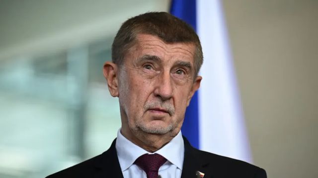 Vláda plánuje posílit nábor nových vojáků, uvedl Babiš