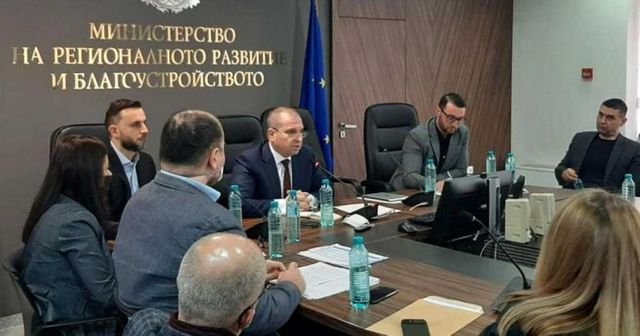 Транспортният бранш и Караджов започват преговори за тол системата