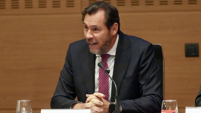 Óscar Puente: “Si fuera Puigdemont, me plantaba hoy en España y que me detengan”