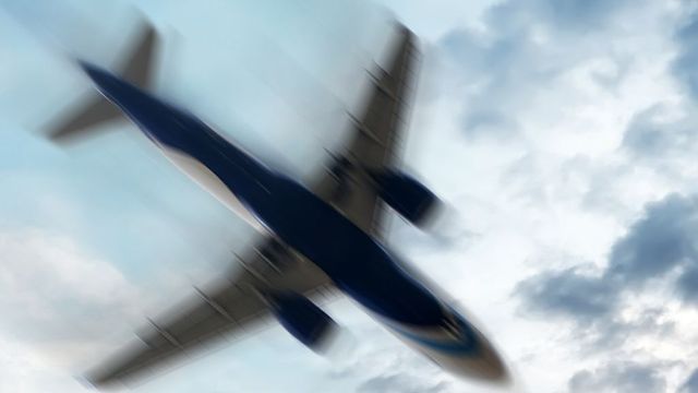 Самолет се разби във Франция, 11 души са загинали