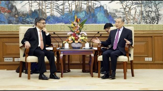 India, China should work for mutual understanding: Chinese foreign minister