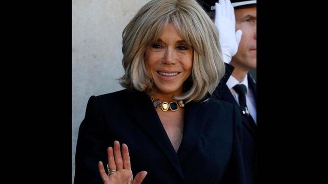 Brigitte Macron non è un uomo, presto le prove scientifiche