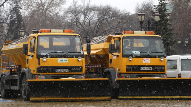Проходът Петрохан и пътищата в област Монтана са проходими при зимни условия