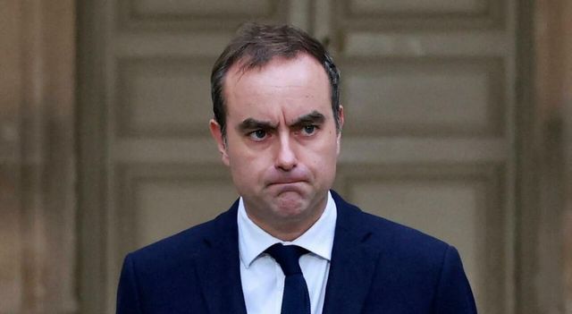 Lecornu, 'Macron nominerà un nuovo premier in 48 ore'