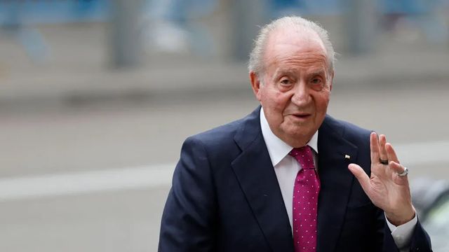 El Rey Juan Carlos prepara sus memorias desde Abu Dabi