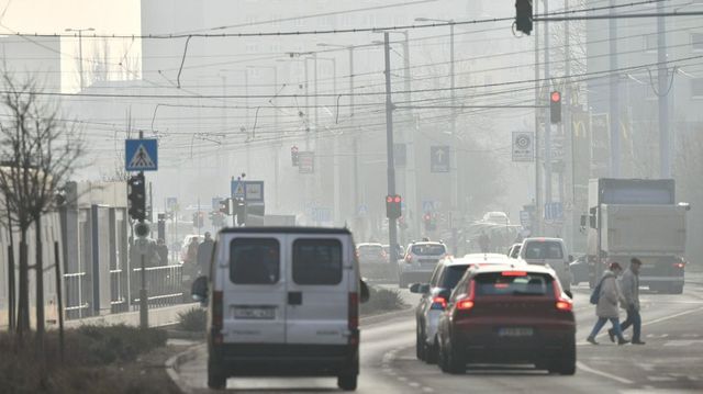 Több településen is egészségtelenné, veszélyessé vált a levegő