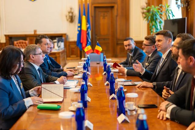 Igor Grosu, întrevedere la București cu președintele Senatului României, Mircea Abrudean