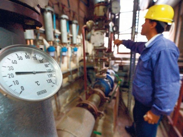 Primăria Capitalei va împrumuta 100 de milioane de lei, prin Trezorerie, pentru facturi restante la termoficare