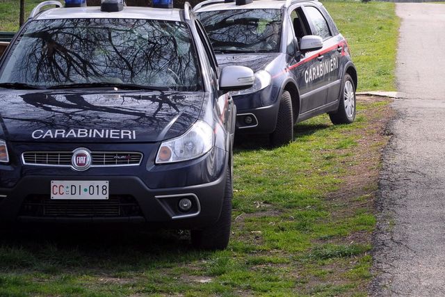 Spara ai ladri per tentato furto, denunciato nel Bolognese il custode di un'azienda