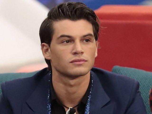 Medugno: 'Mai andato a letto con Signorini, ero manipolato dal mio manager'