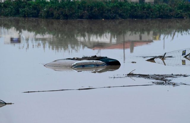 Alluvione Valencia, cos'è la Dana la 'goccia fredda' che ha travolto la Spagna