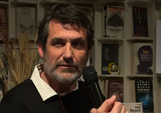 Marc Colell gana el Café Gijón de novela