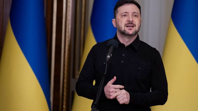 Zelenski avertizează că Rusia pregătește atacuri asupra rețelelor legate de centralele nucleare