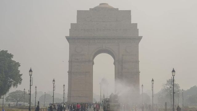 Anti-Pollution Restrictions Imposed in Delhi-NCR As Air Quality Worsens